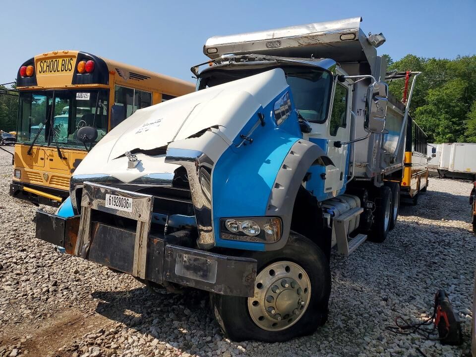 2020 MACK Granite