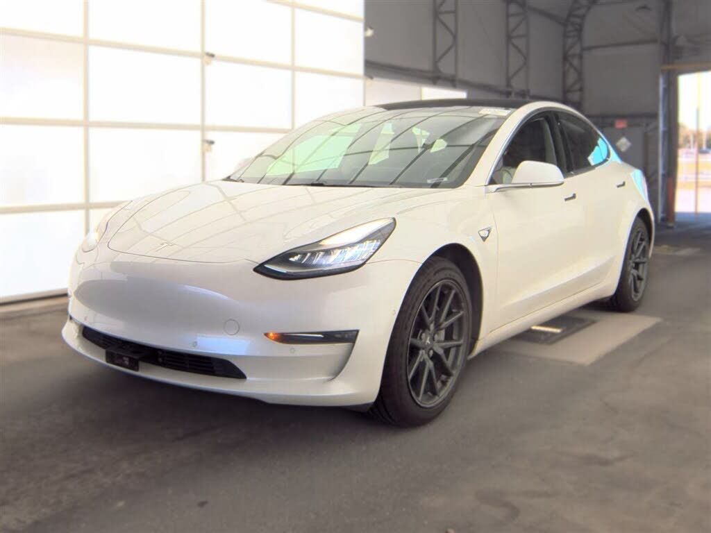 2017 TESLA Model 3