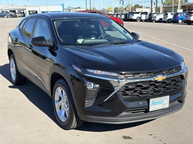 2024 CHEVROLET Trax