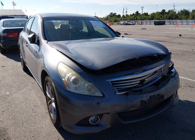 2011 INFINITI G37