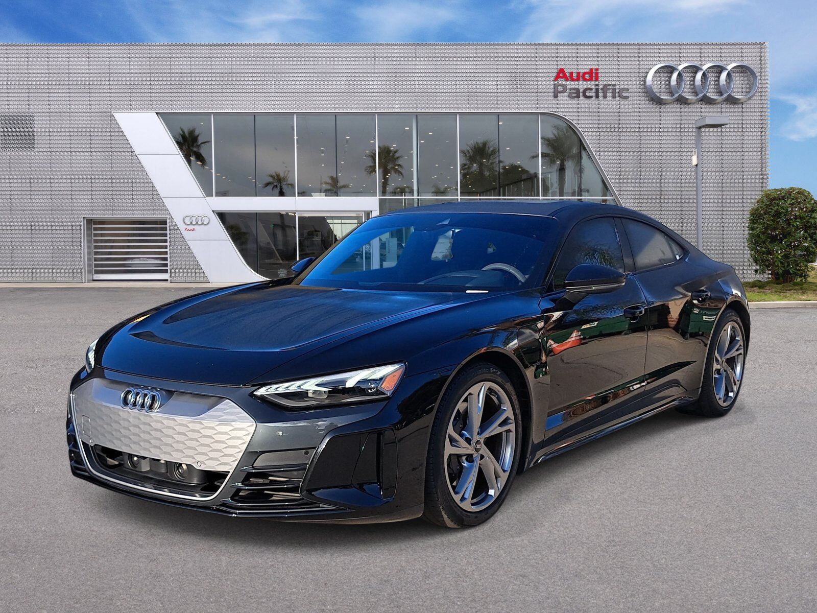 2022 AUDI e-tron