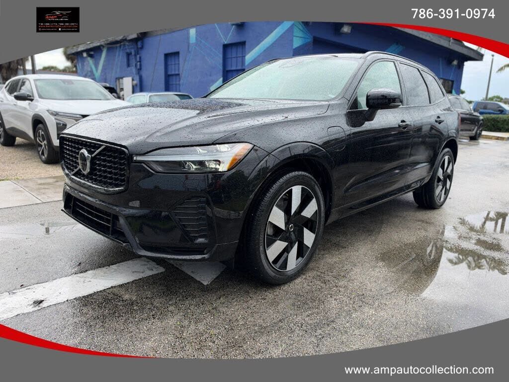 2025 VOLVO XC60