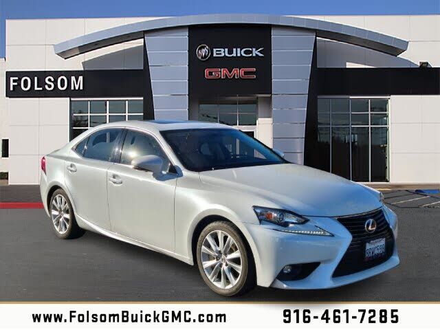 2016 LEXUS IS
