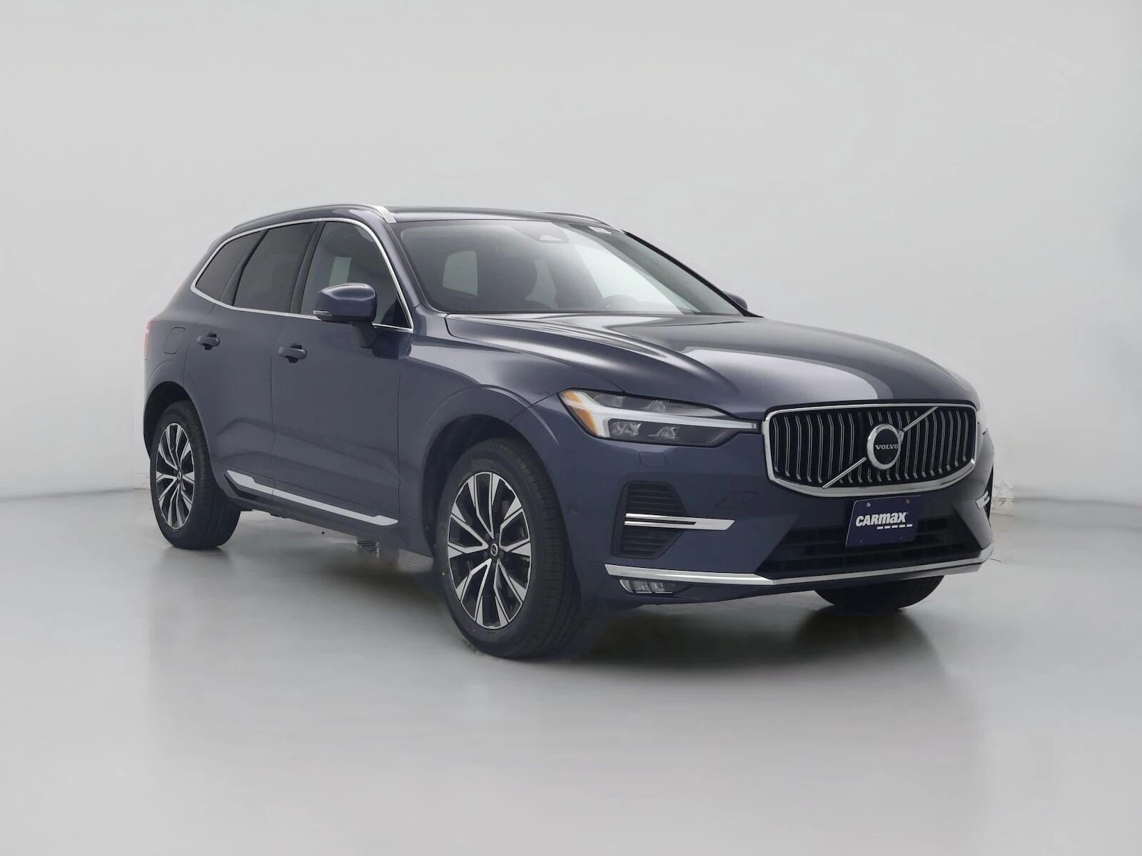 2023 VOLVO XC60