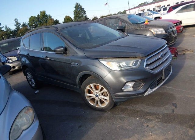 2017 FORD Escape