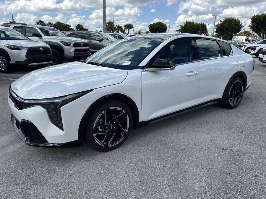 2026 KIA K4