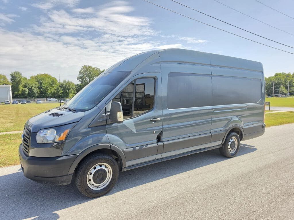 2019 FORD Transit