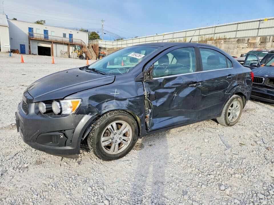 2013 CHEVROLET Sonic