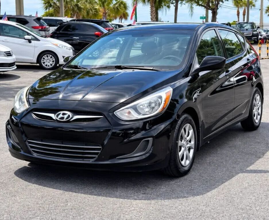 2014 HYUNDAI Accent