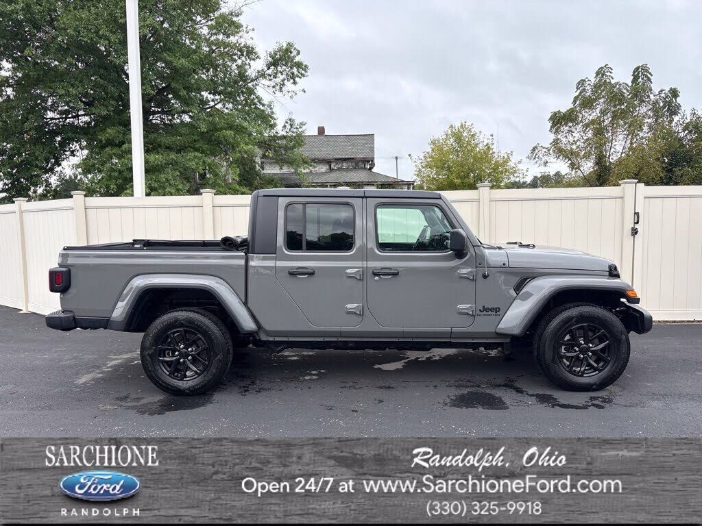 2022 JEEP Gladiator