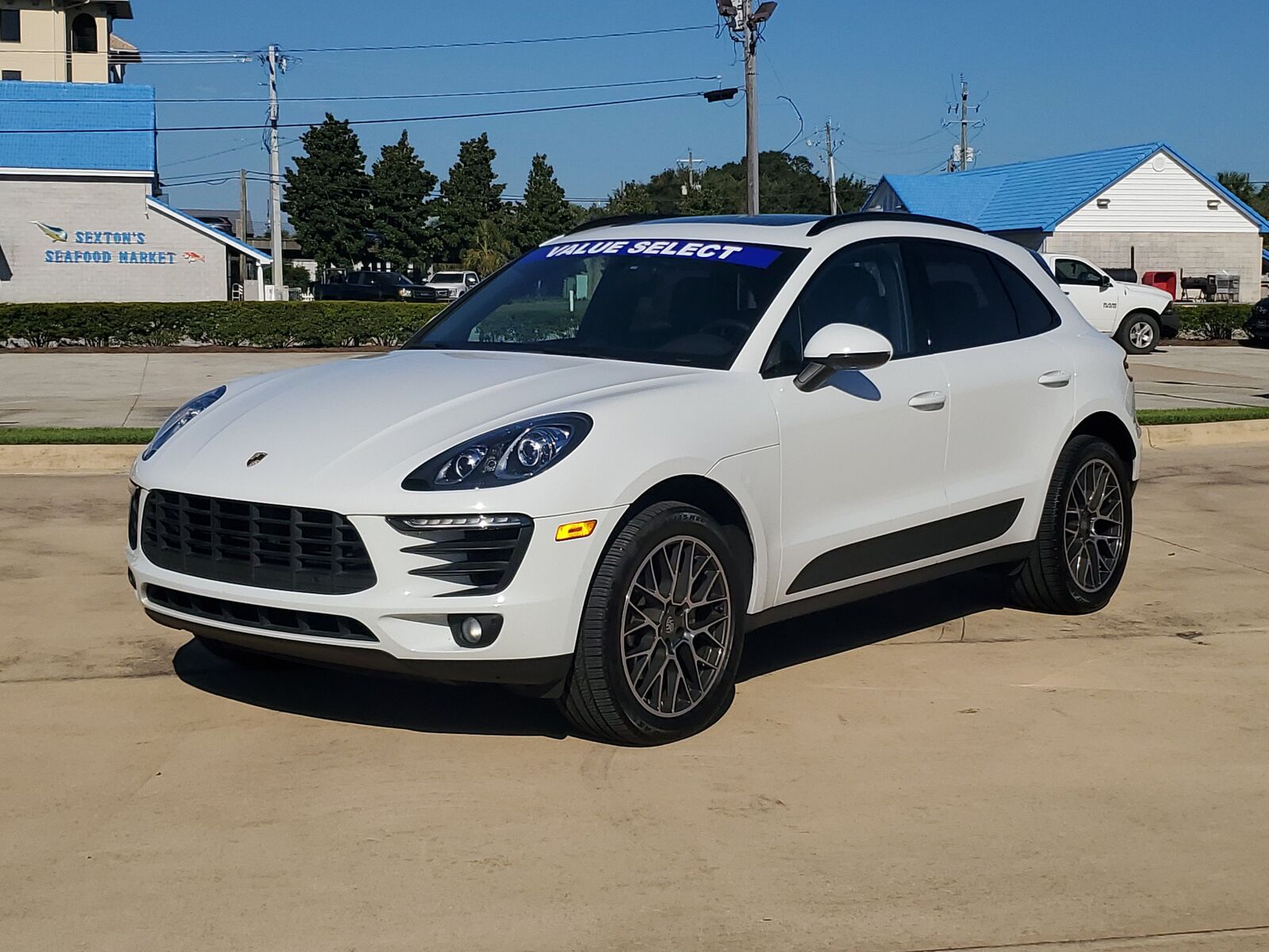 2015 PORSCHE Macan