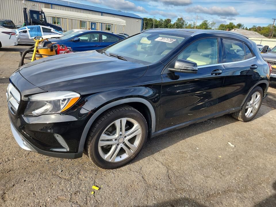 2015 MERCEDES-BENZ GLA-Class