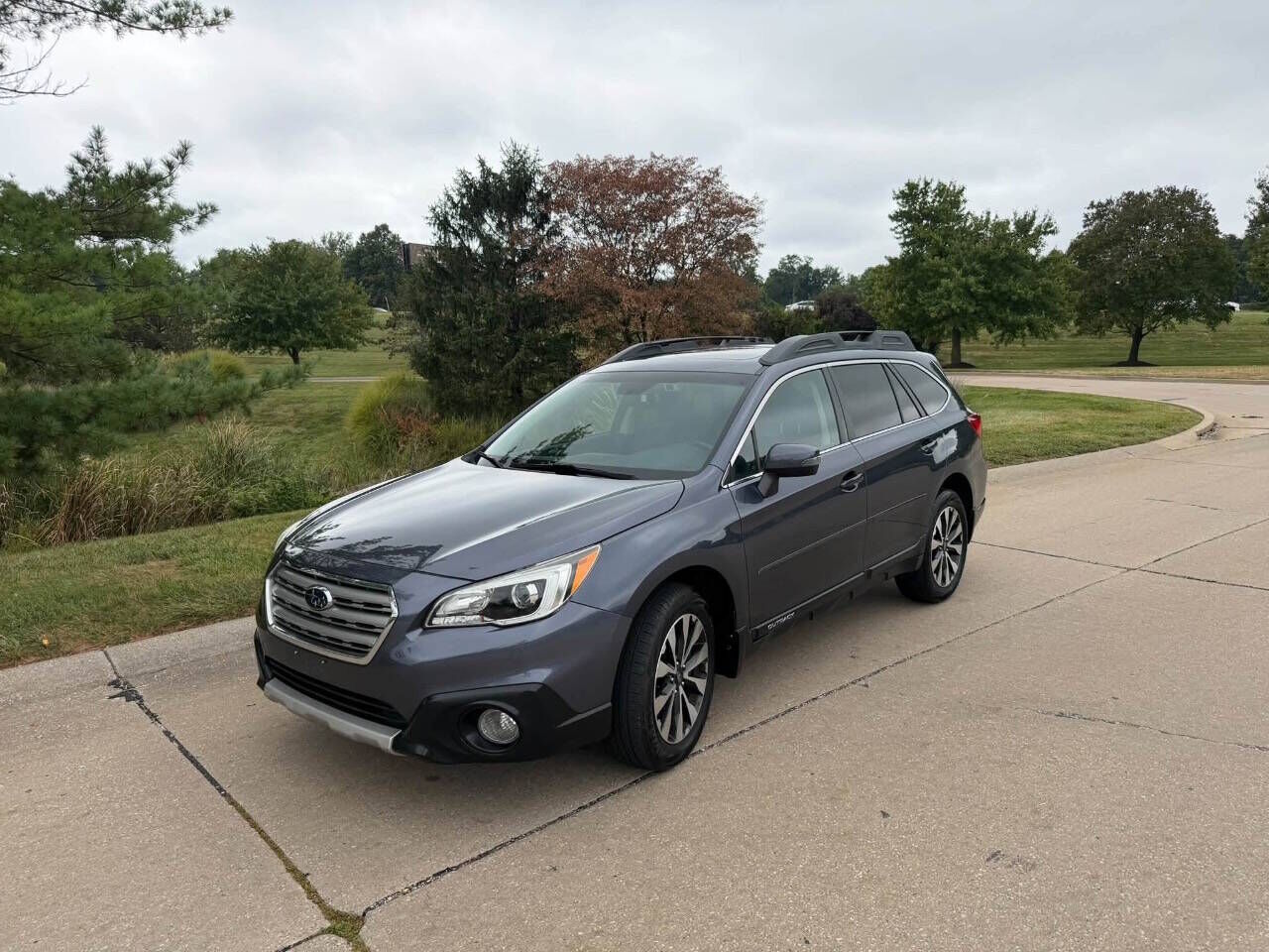 2016 SUBARU Outback