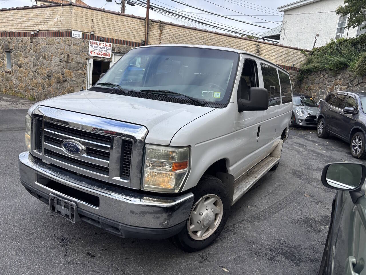 2008 FORD E-350