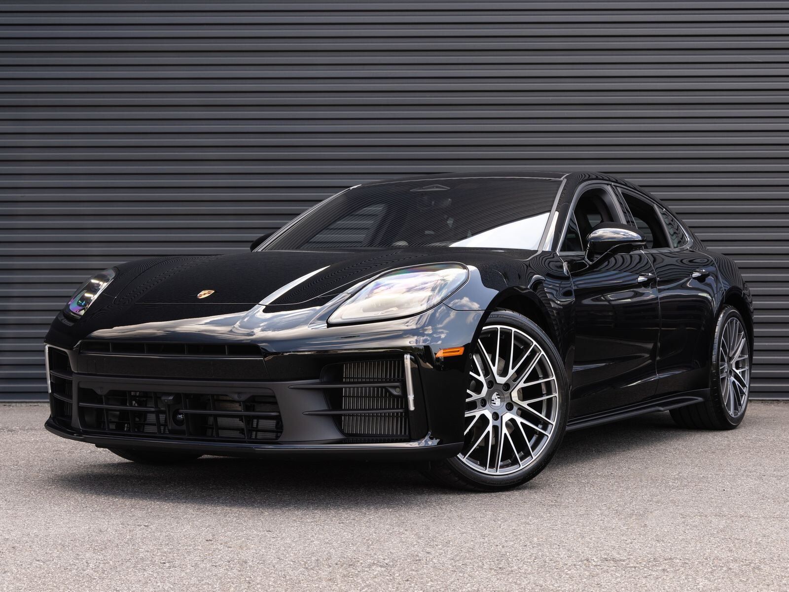 2026 PORSCHE Panamera