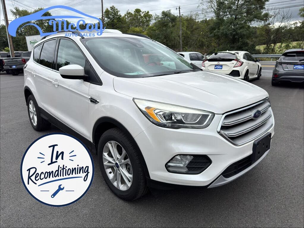 2018 FORD Escape