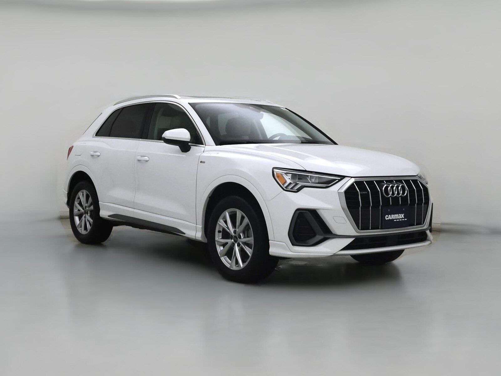 2024 AUDI Q3