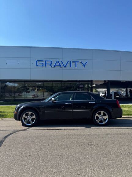 2010 CHRYSLER 300