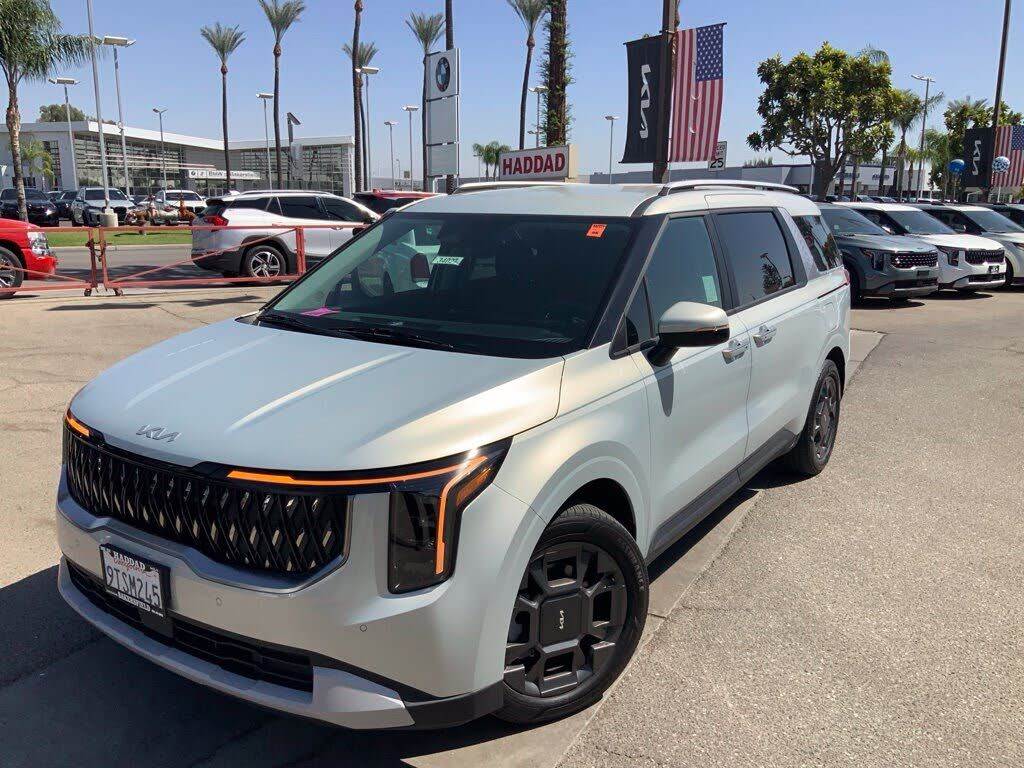 2025 KIA Carnival