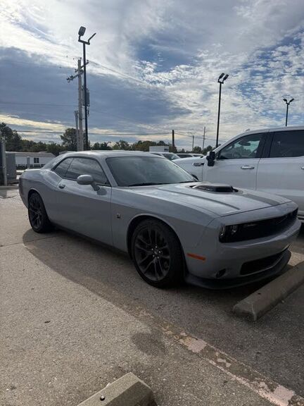 2021 DODGE Challenger