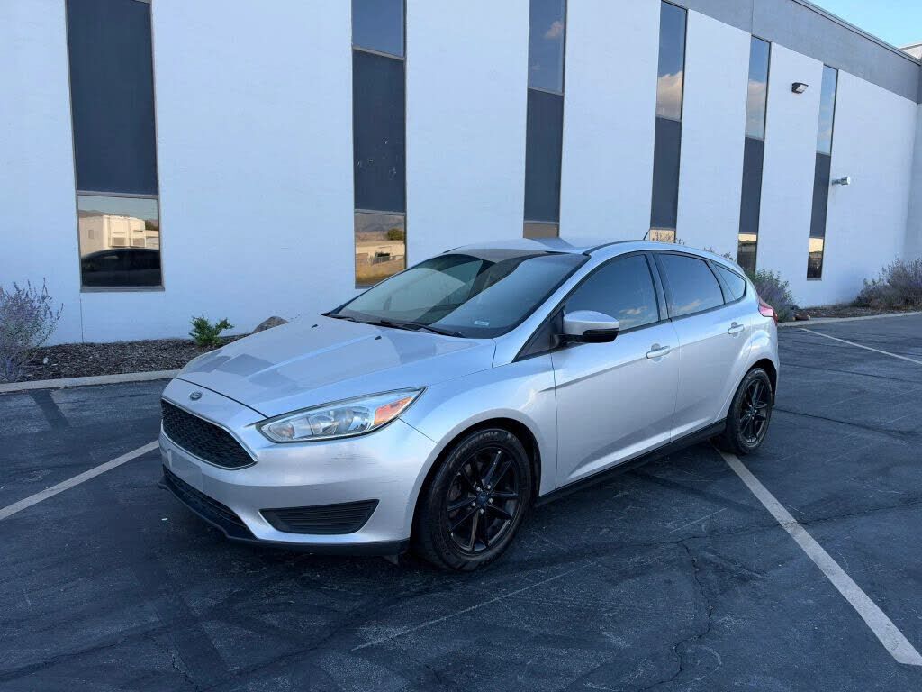 2017 FORD Focus