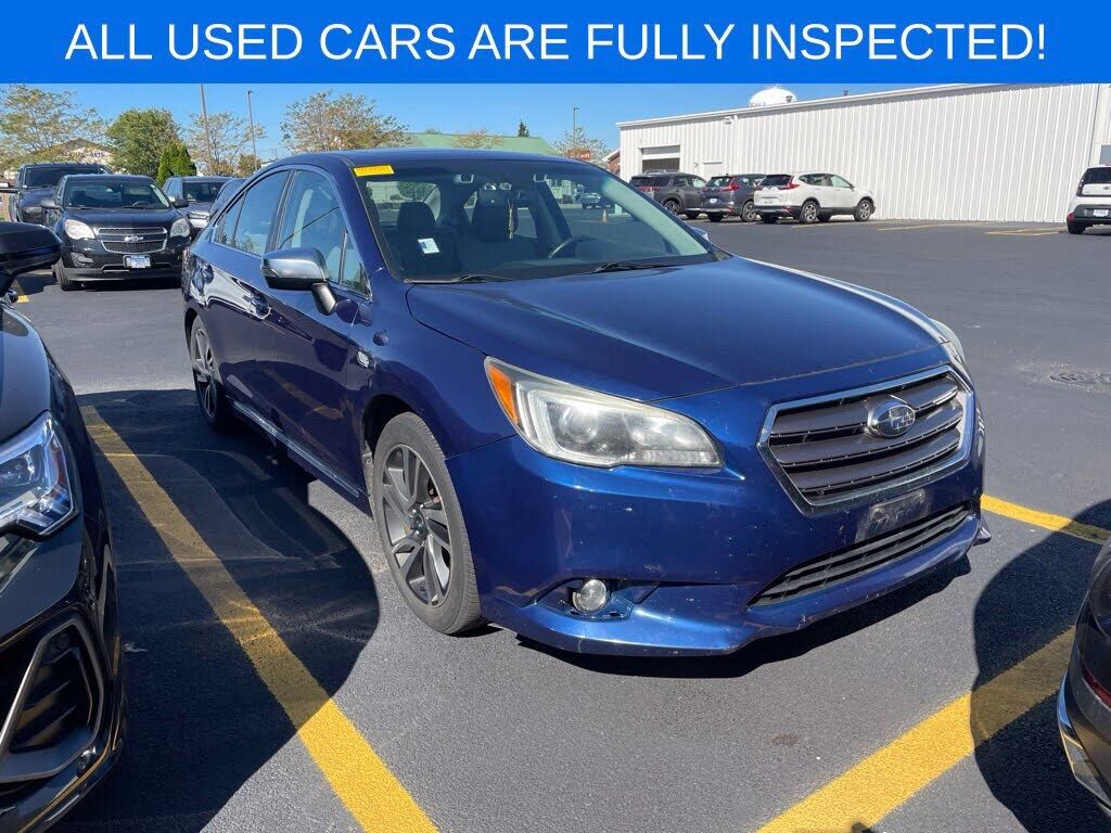 2017 SUBARU Legacy