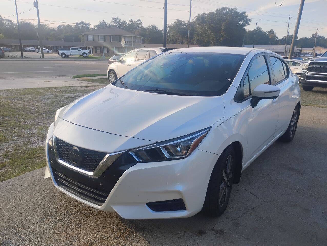 2020 NISSAN Versa