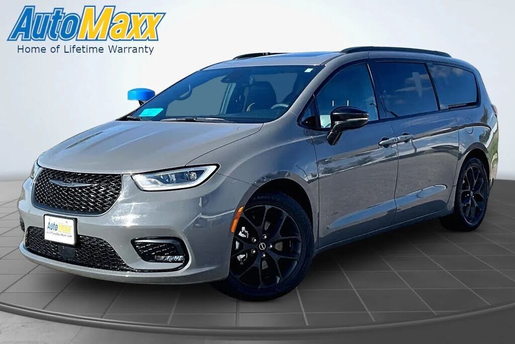 2025 CHRYSLER Pacifica