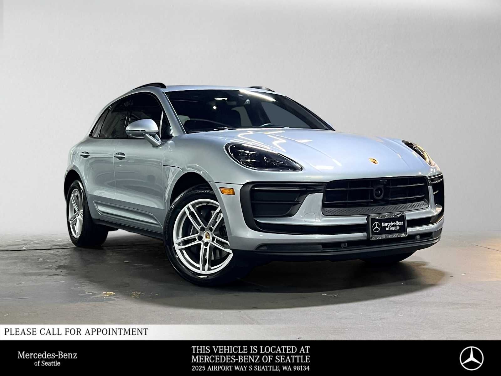 2022 PORSCHE Macan