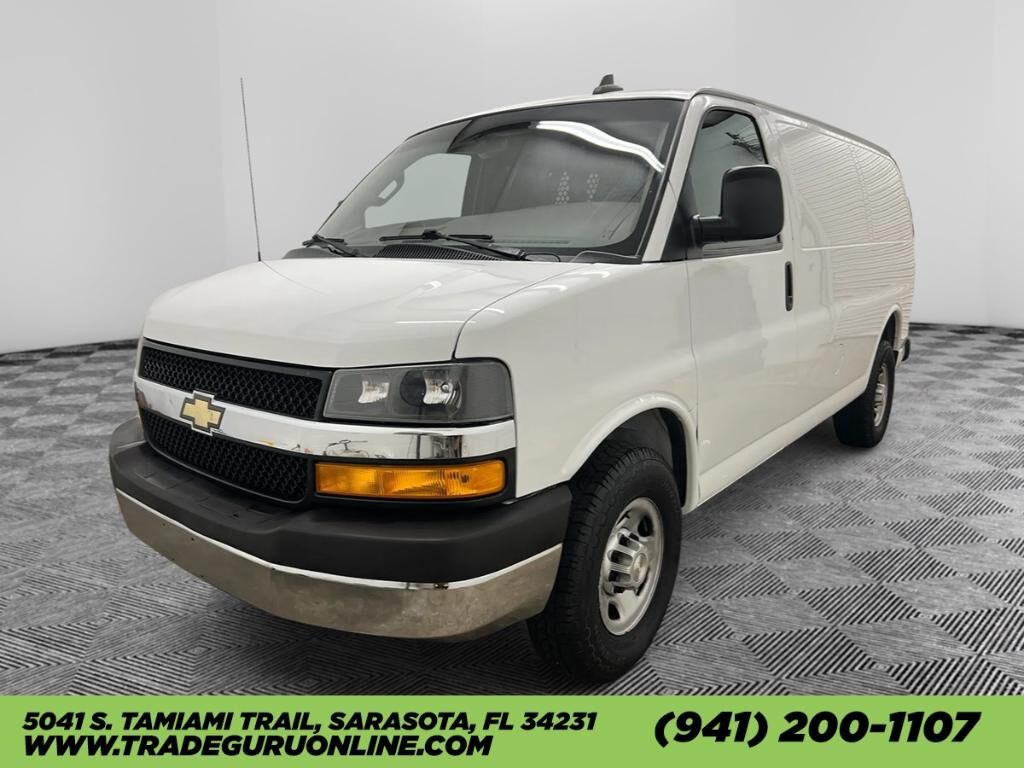2021 CHEVROLET Express