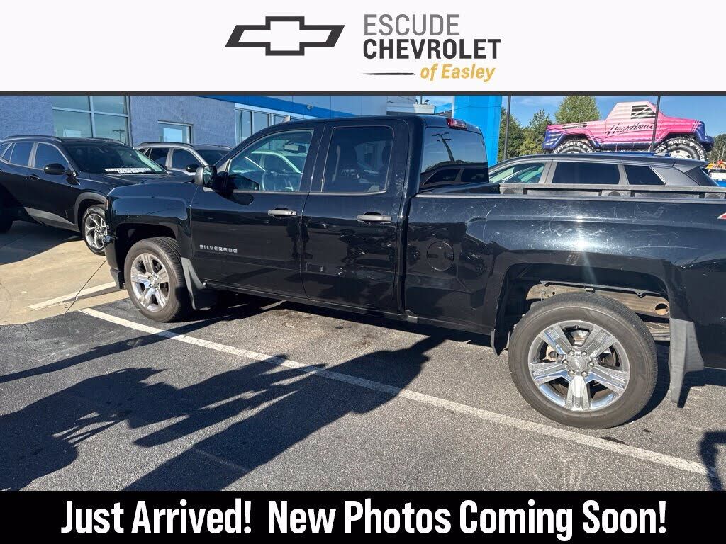 2018 CHEVROLET Silverado