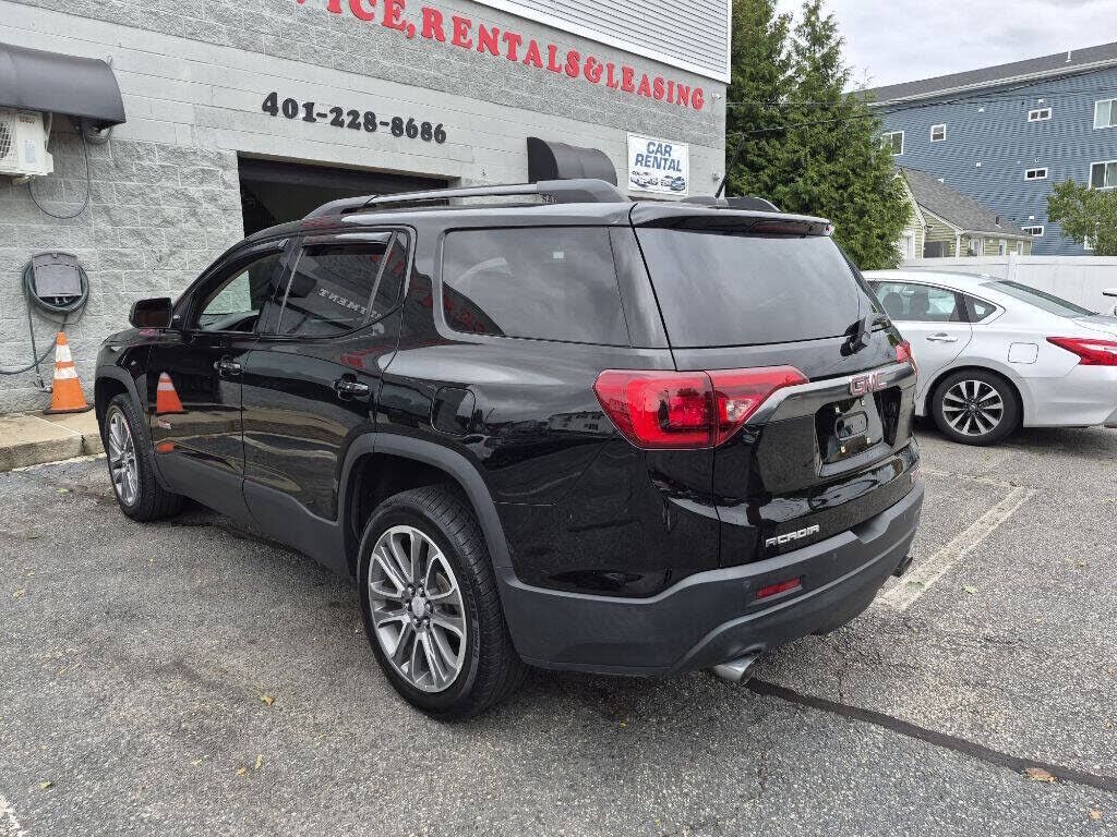 2017 GMC Acadia