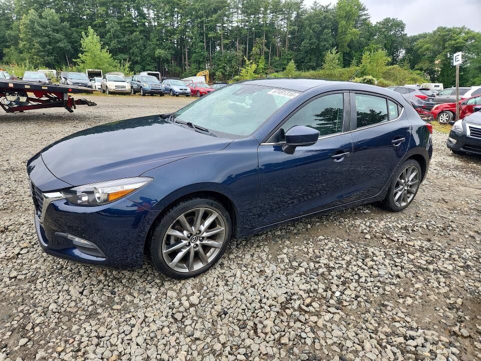 2018 MAZDA Mazda3