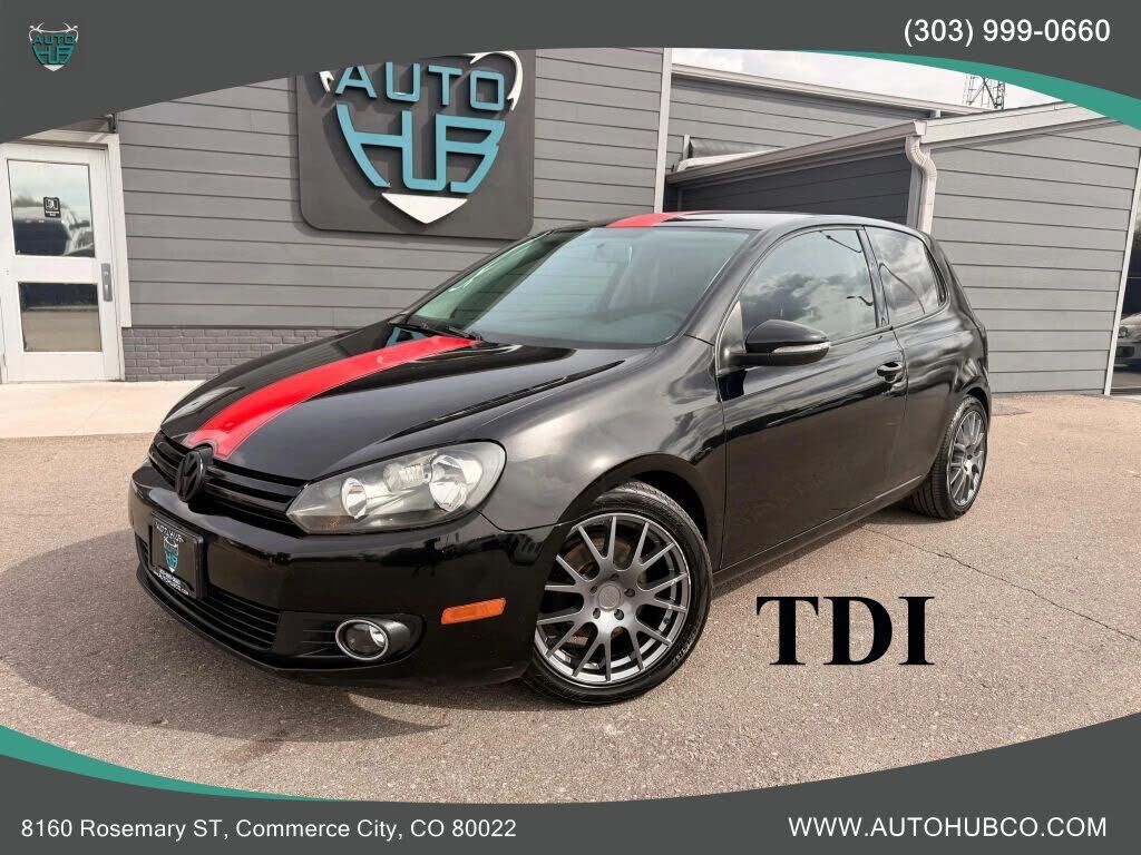 2011 VOLKSWAGEN Golf
