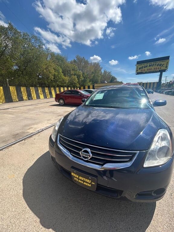 2012 NISSAN Altima