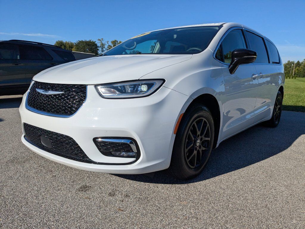 2024 CHRYSLER Pacifica
