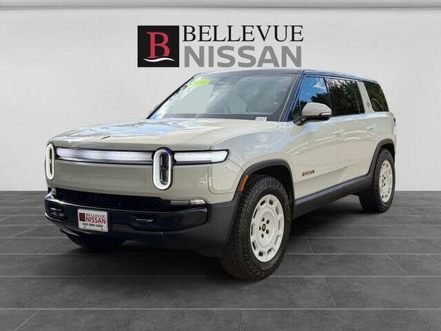 2025 RIVIAN R1S