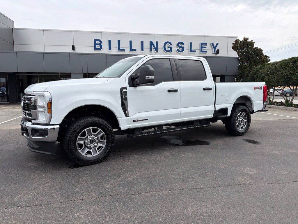 2025 FORD F-250