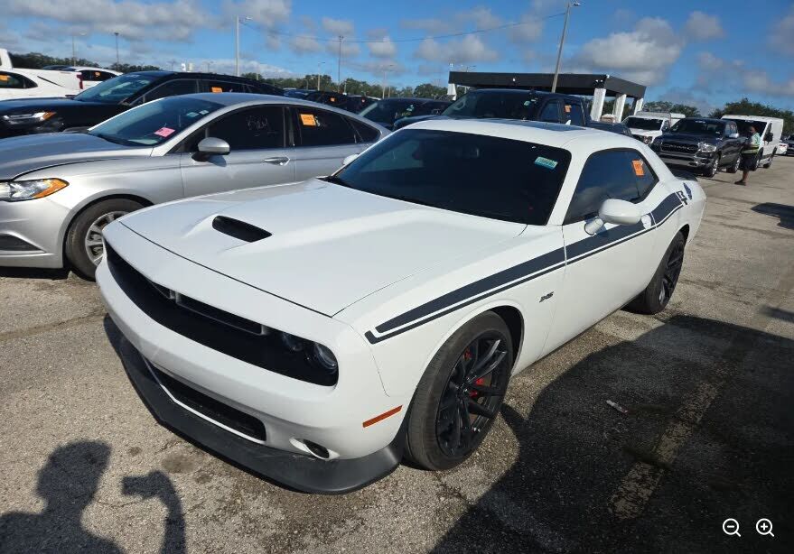 2023 DODGE Challenger