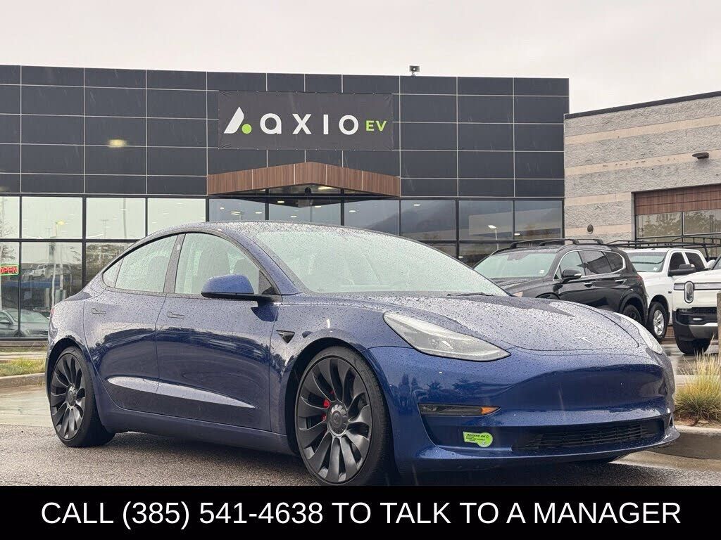 2023 TESLA Model 3