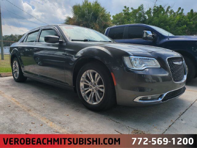 2020 CHRYSLER 300