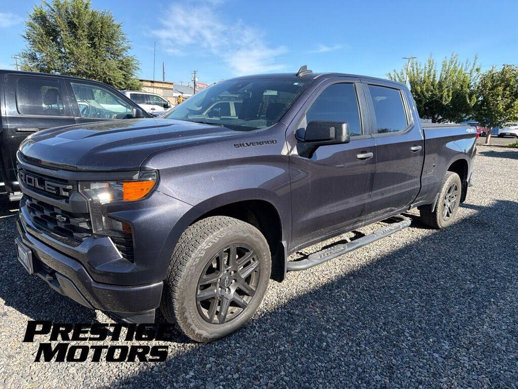 2023 CHEVROLET Silverado