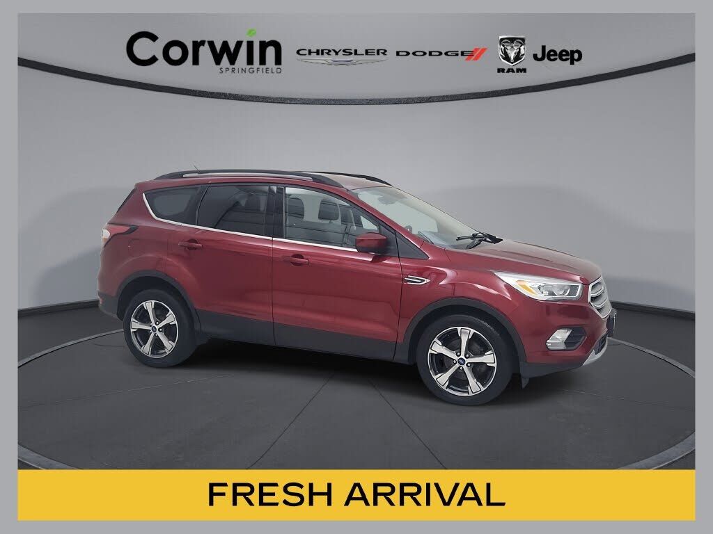 2017 FORD Escape