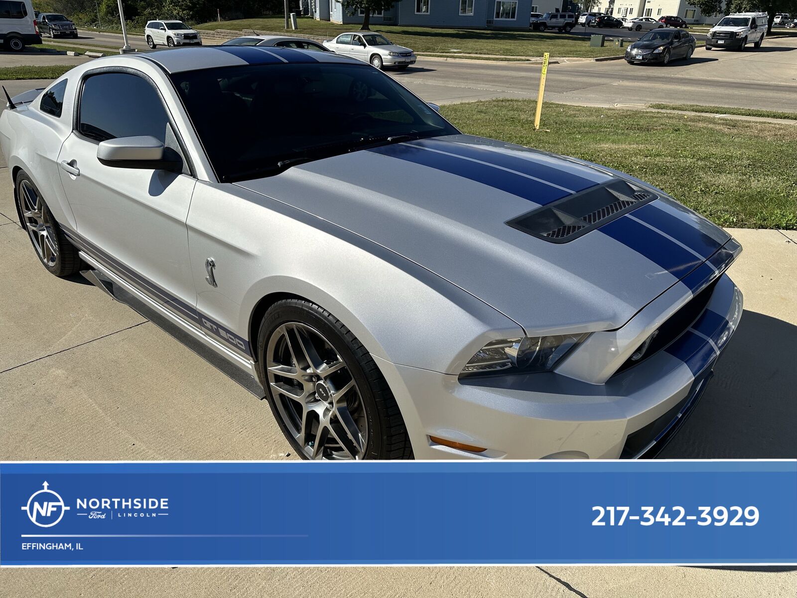 2013 FORD Mustang