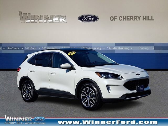 2022 FORD Escape