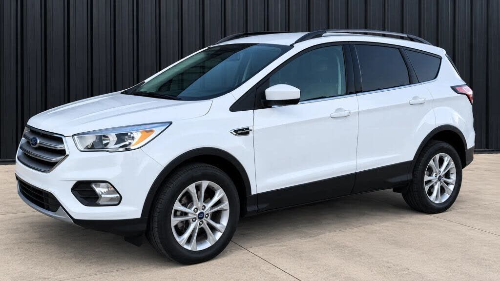2018 FORD Escape