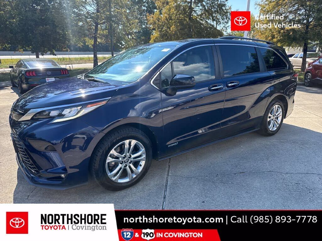 2021 TOYOTA Sienna