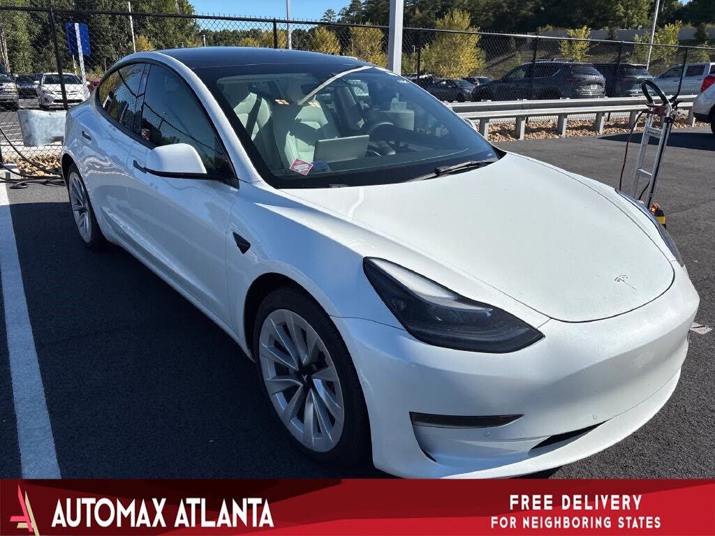 2022 TESLA Model 3
