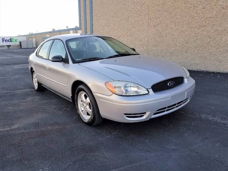 2007 FORD Taurus