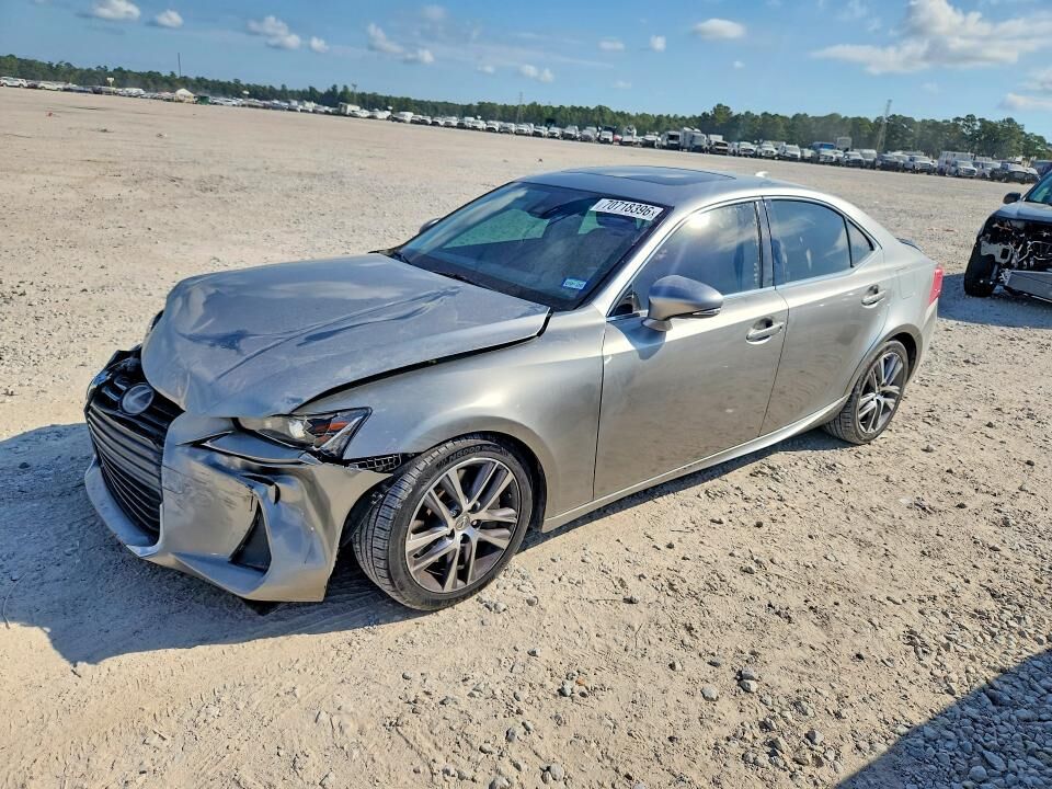 2019 LEXUS IS